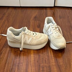 New Balance Platform Sneakers